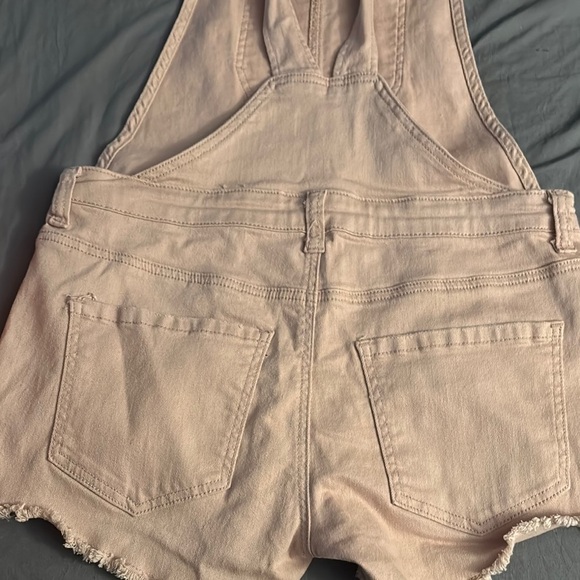 Forever 21 Blush Jean Shorts Overalls - Picture 4 of 4